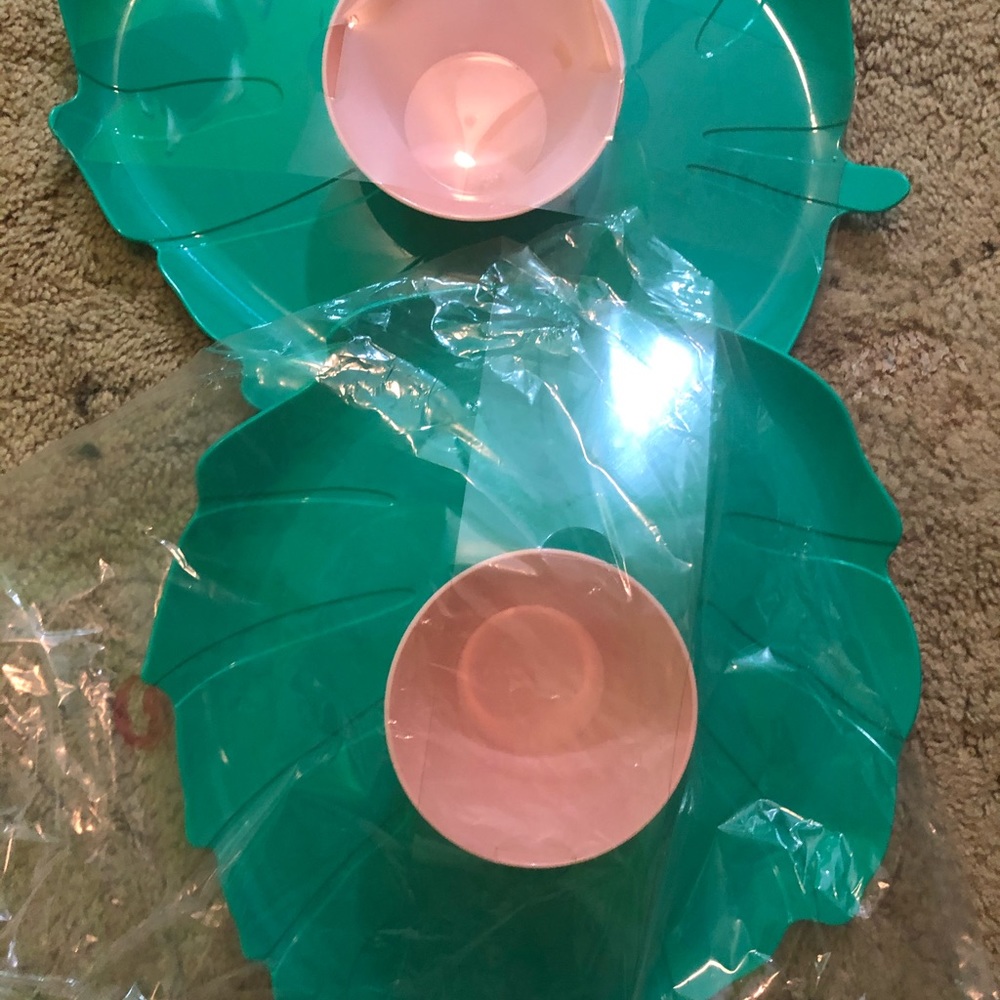 Serving trays